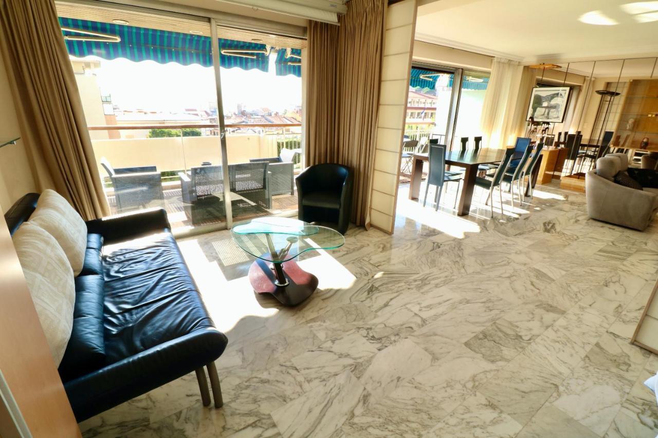 2, 3 And 4 Bedroom Sea View Forville Apartments 5 Mins From The Palais Канни Екстер'єр фото