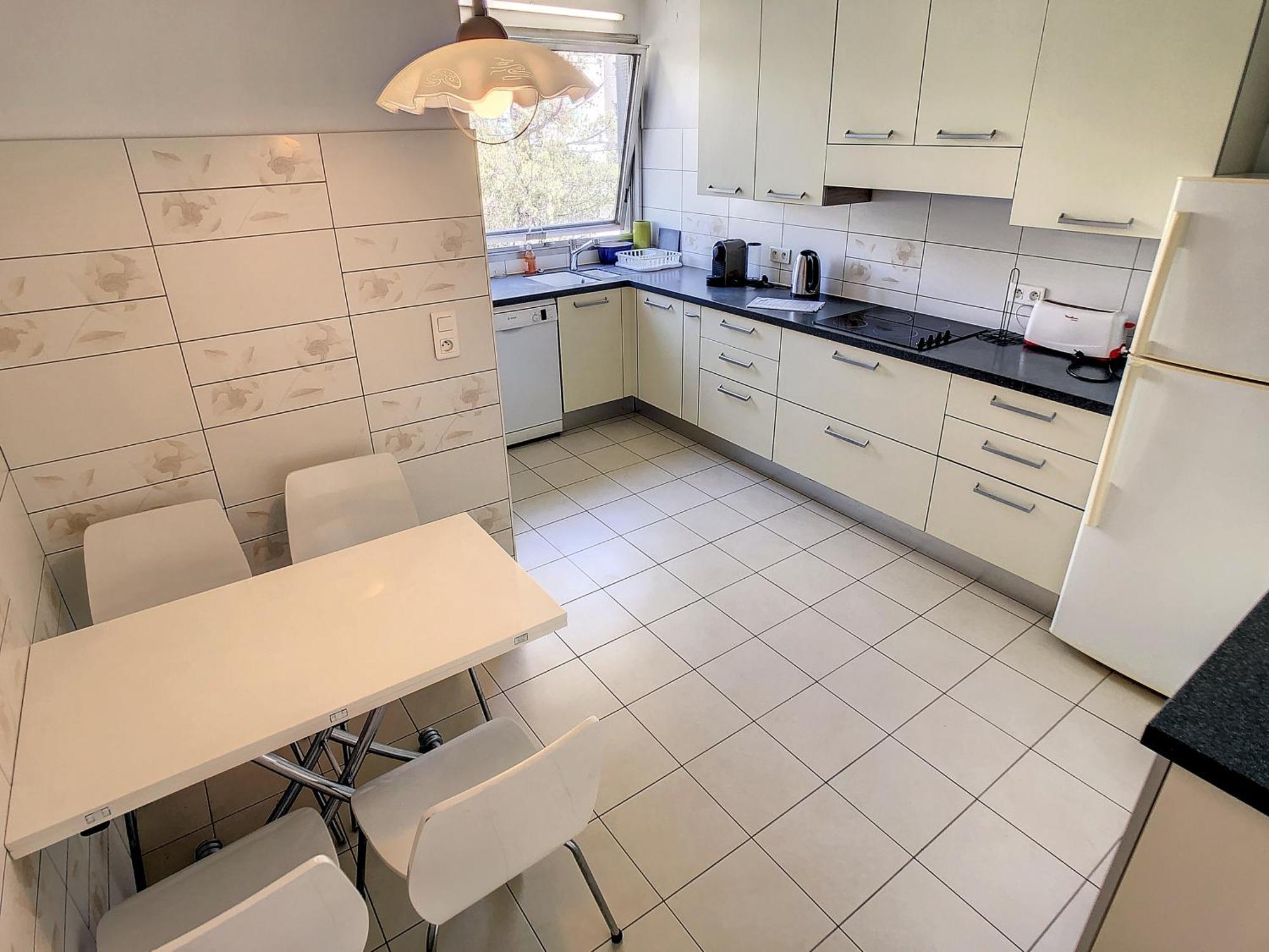 2, 3 And 4 Bedroom Sea View Forville Apartments 5 Mins From The Palais Канни Номер фото