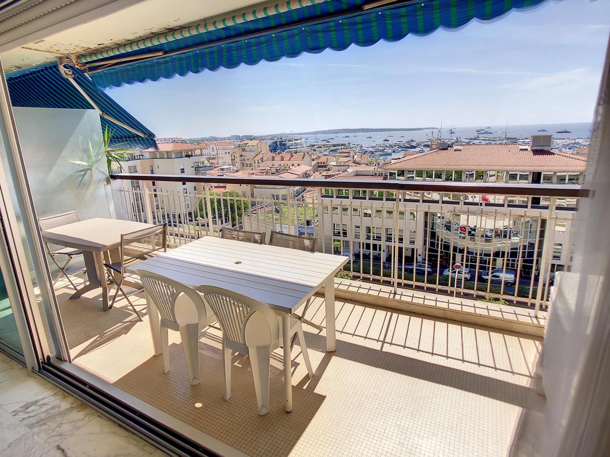 2, 3 And 4 Bedroom Sea View Forville Apartments 5 Mins From The Palais Канни Номер фото