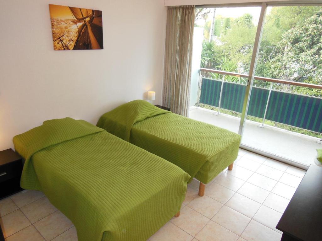 2, 3 And 4 Bedroom Sea View Forville Apartments 5 Mins From The Palais Канни Номер фото