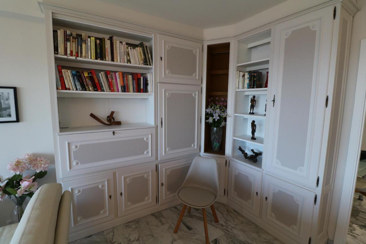 2, 3 And 4 Bedroom Sea View Forville Apartments 5 Mins From The Palais Канни Екстер'єр фото