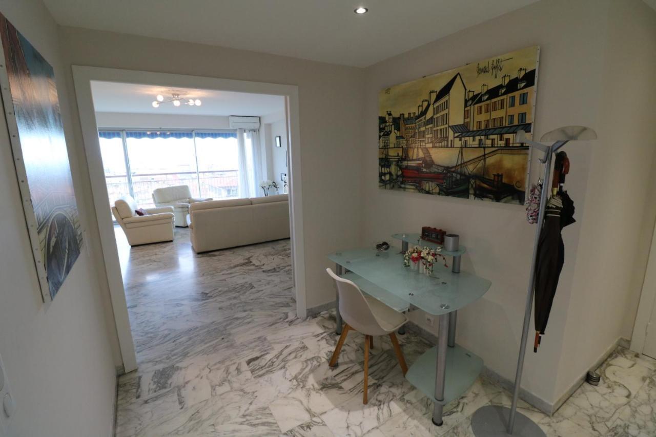 2, 3 And 4 Bedroom Sea View Forville Apartments 5 Mins From The Palais Канни Екстер'єр фото
