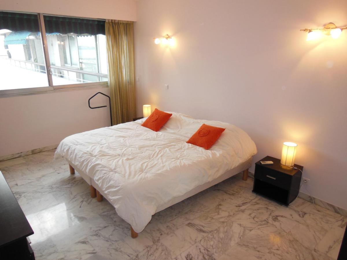 2, 3 And 4 Bedroom Sea View Forville Apartments 5 Mins From The Palais Канни Номер фото